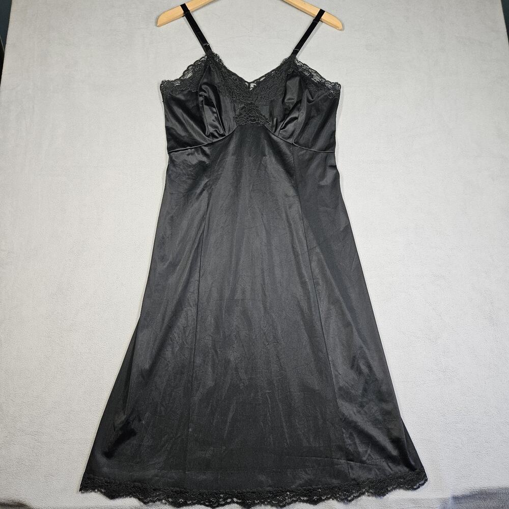 Vintage Artemis Full Slip Sz‎ 36C Tall Lace Trim Black Nightgown/Goth Vamp Nylon